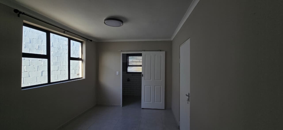 To Let 1 Bedroom Property for Rent in Forest Glade Western Cape